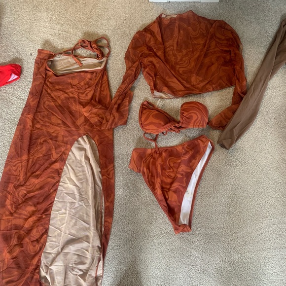 Bikinis and bikinis sets - Picture 3 of 8